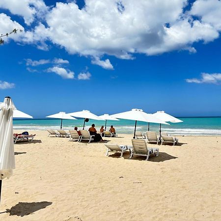 Bali Posh Hotel Pr Carolina Dış mekan fotoğraf